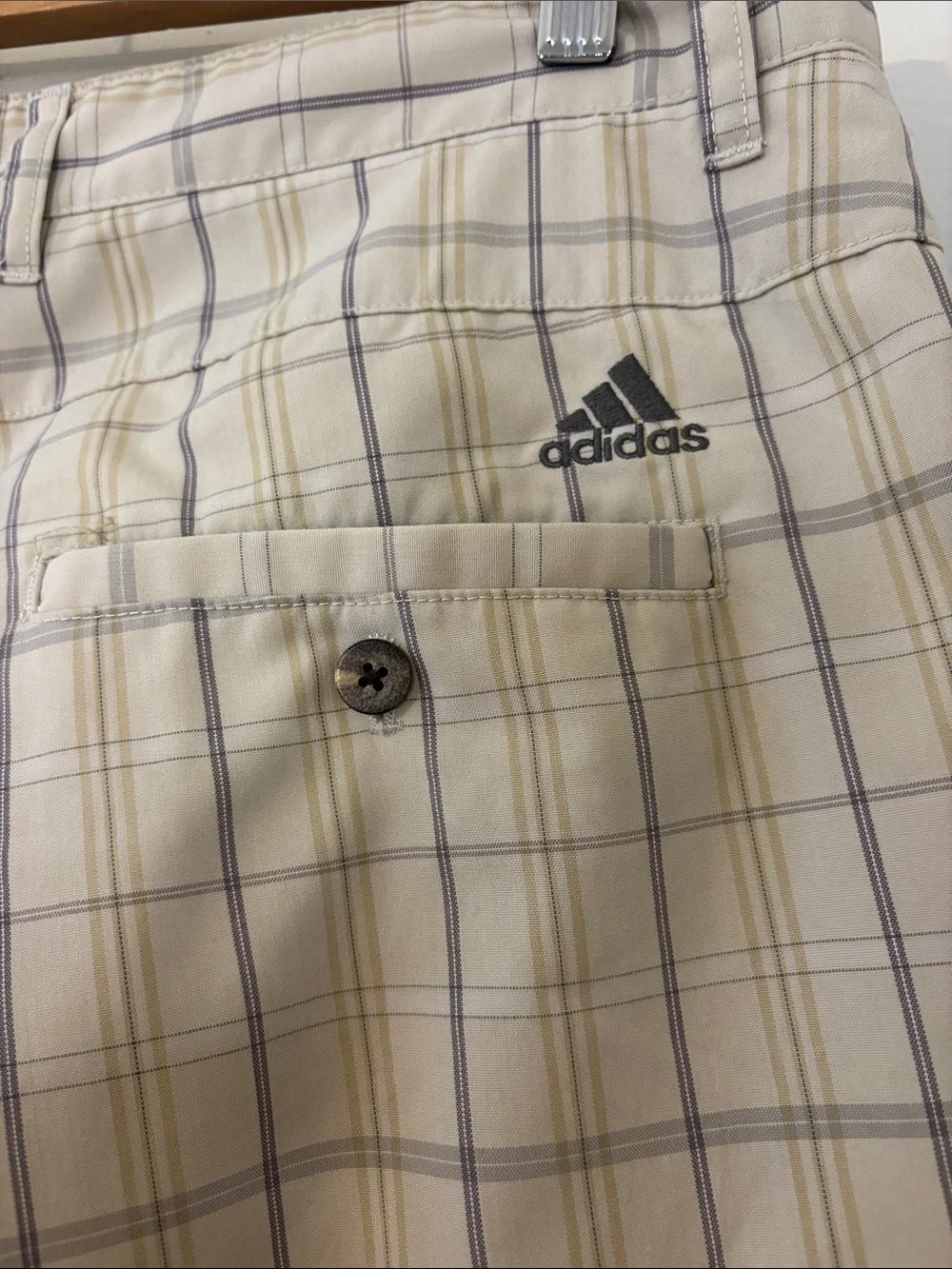 ADIDAS Men's Size 34 Beige Plaid Golf Cargo Shorts